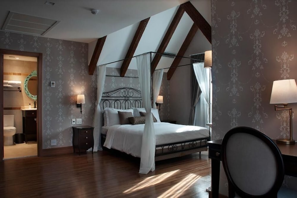 Premium Double Room - Photo 1