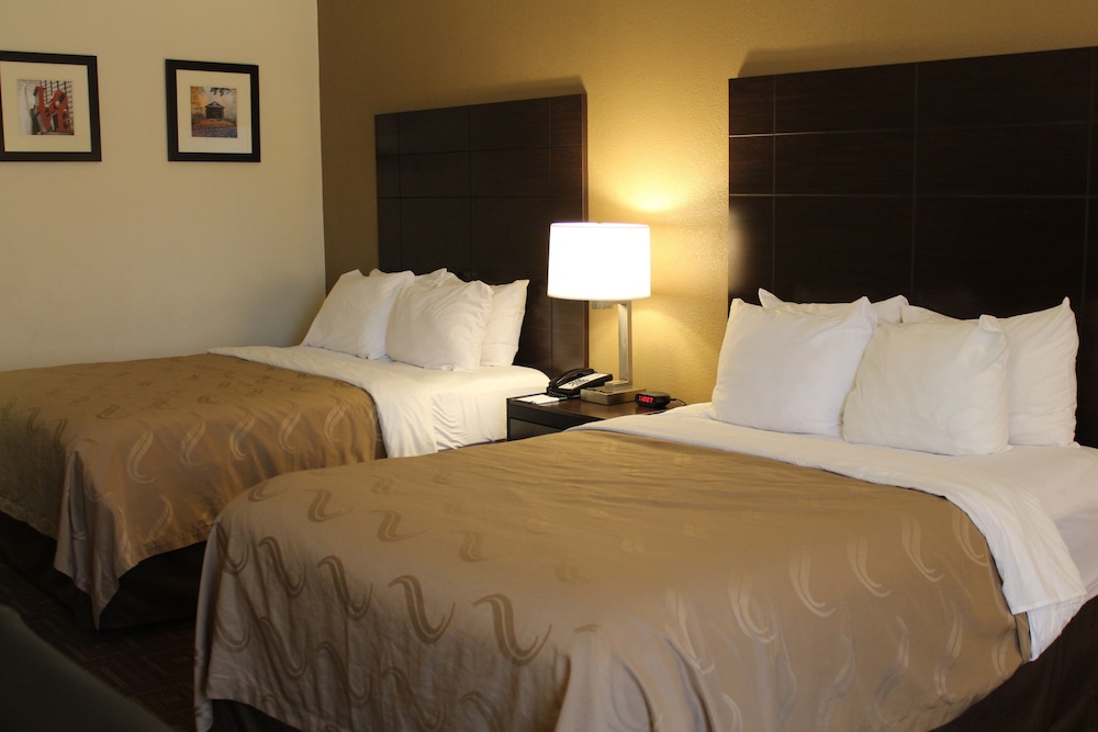 Suite, 2 Queen Beds, Non Smoking - Photo 1