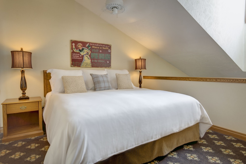 Loft (Heather Highlands Inn Inverness)
