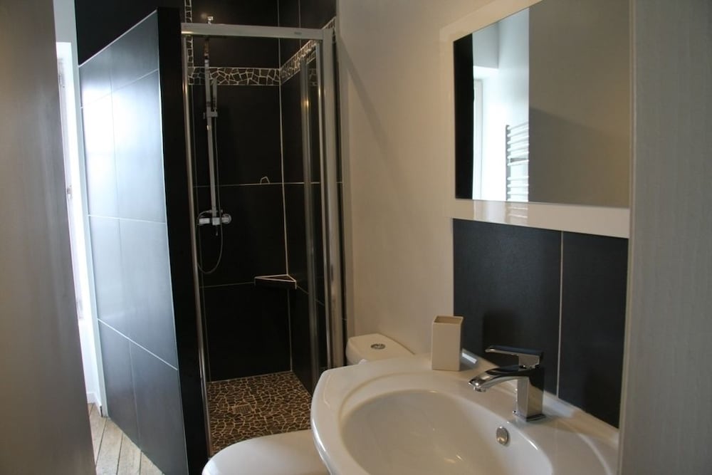 Comfort Duplex, 2 Bedrooms photo 3
