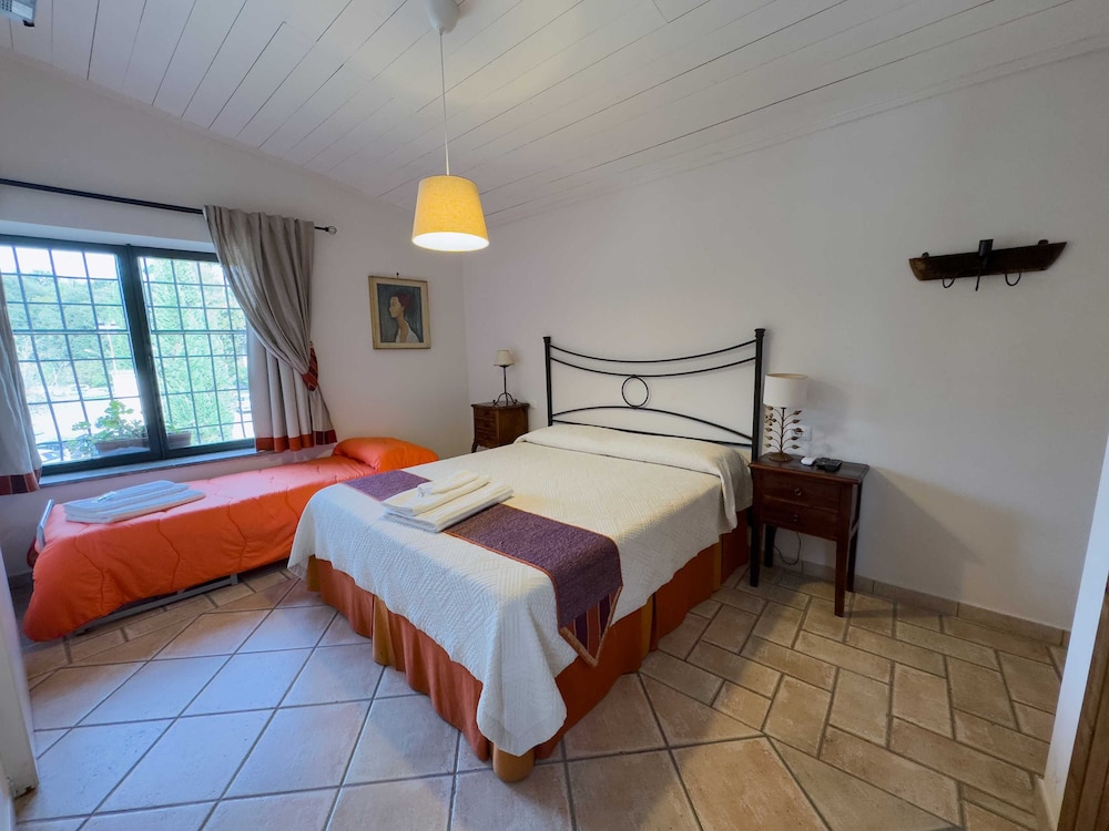 Comfort Triple Room, Park View