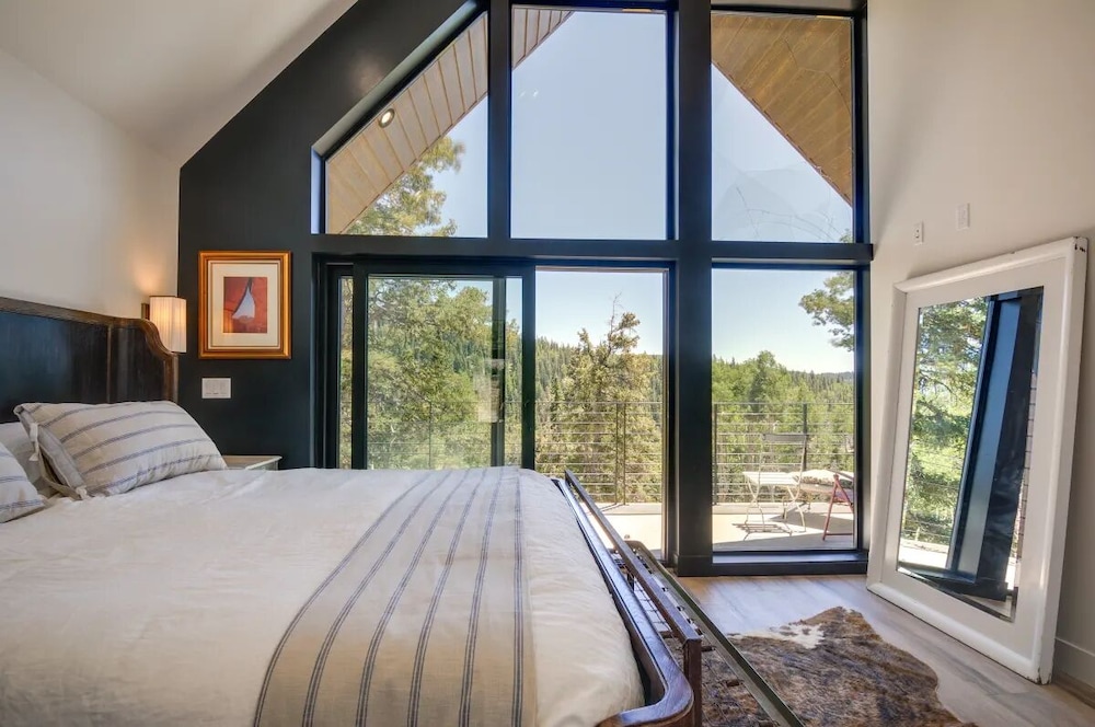 Cabin, 3 Bedrooms photo 2