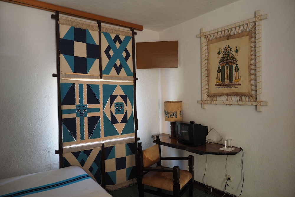 Standard Twin Room, Lake View photo 1