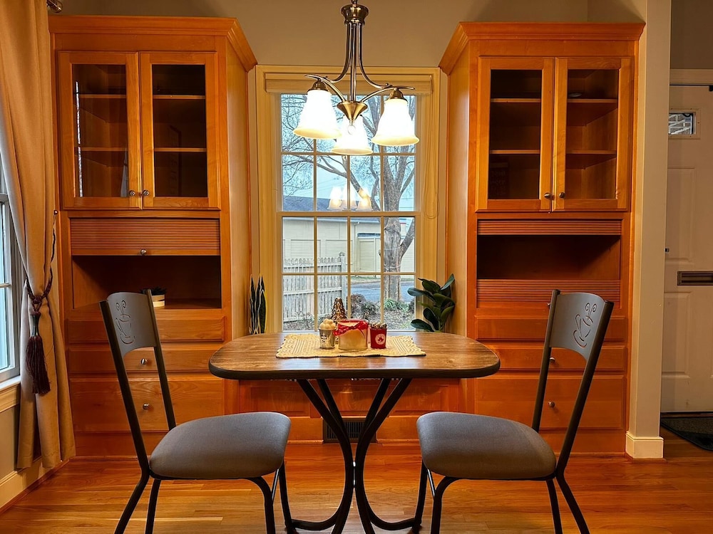 Family Townhome photo 2