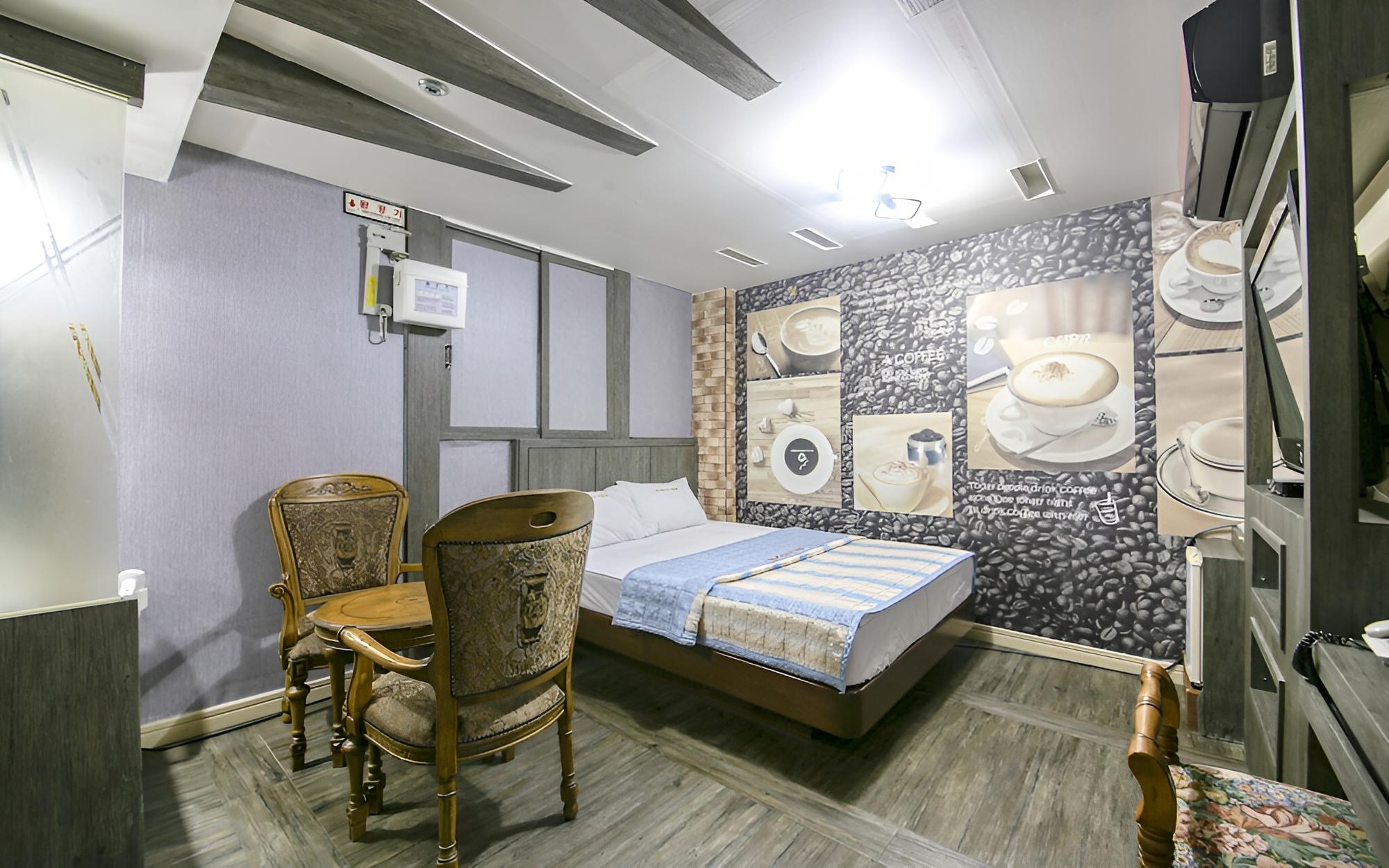 Room (Special Room)