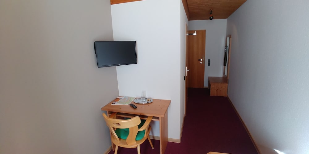 Standard Single Room, Private Bathroom photo 2