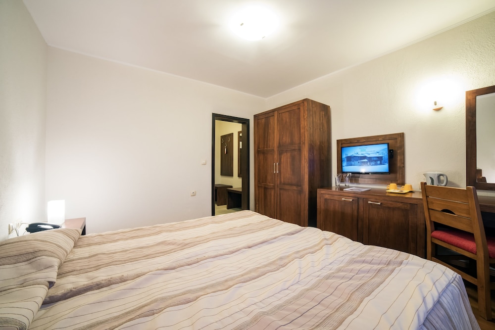 Double Room photo 3