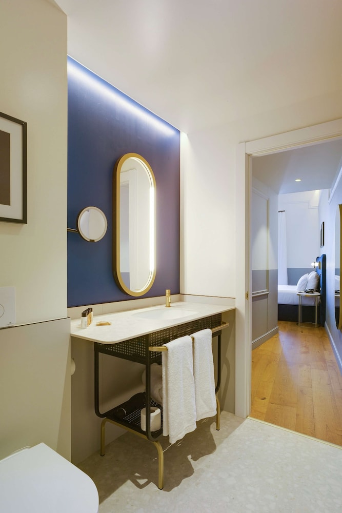 Double Room, Marina View (Carmen)