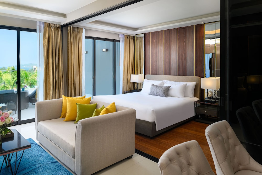 Grande 2 Bedroom Suite Ocean View with Plunge Pool - Photo 6