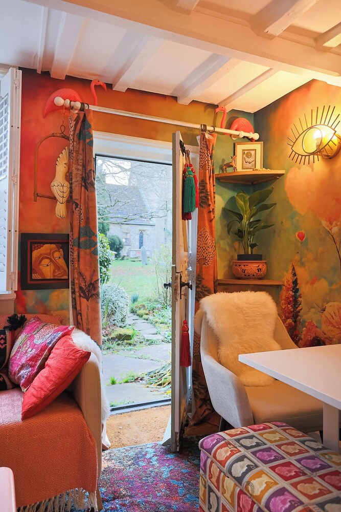 House, 2 Bedrooms