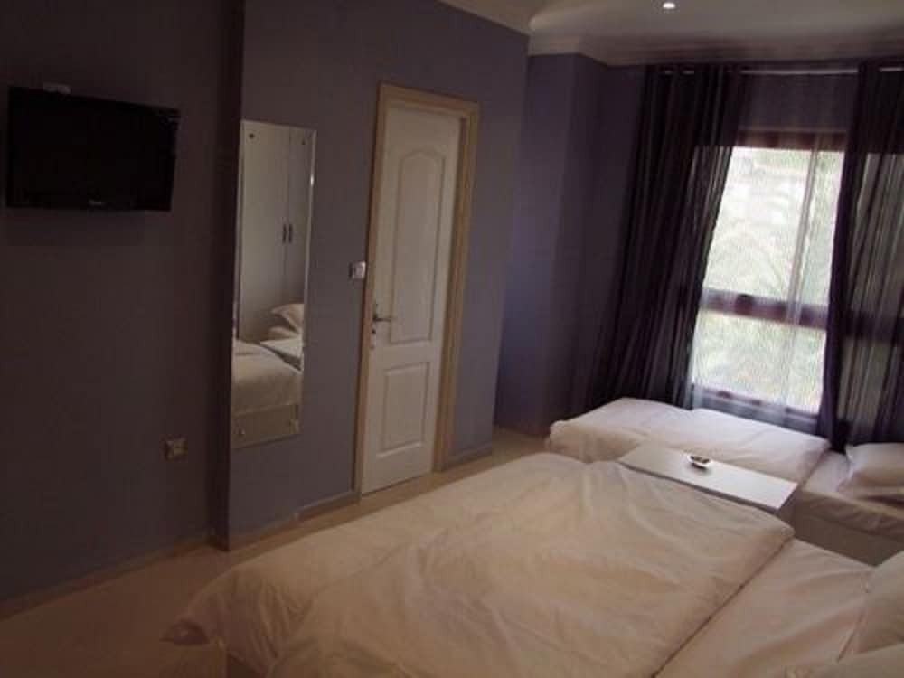 Deluxe Single Room photo 3