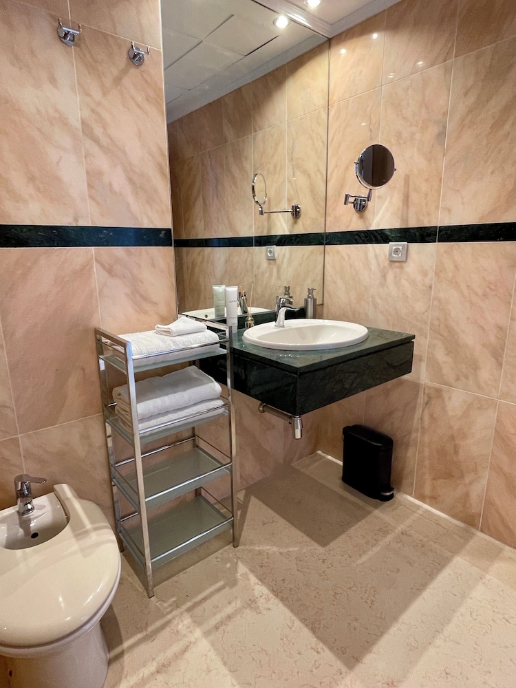 Beautiful Flat With a Wonderful View Close to the Beach, 사진 16