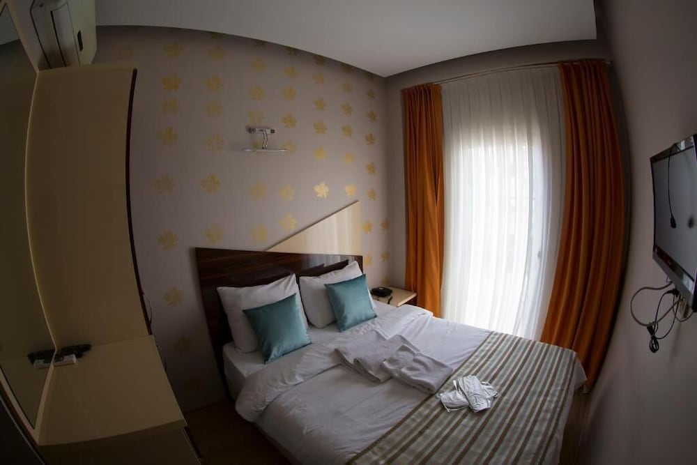 Standard Twin Room photo 1