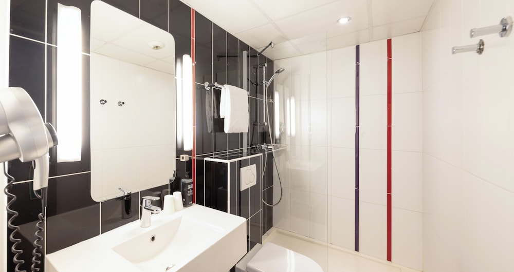 Double or Twin Room photo 3
