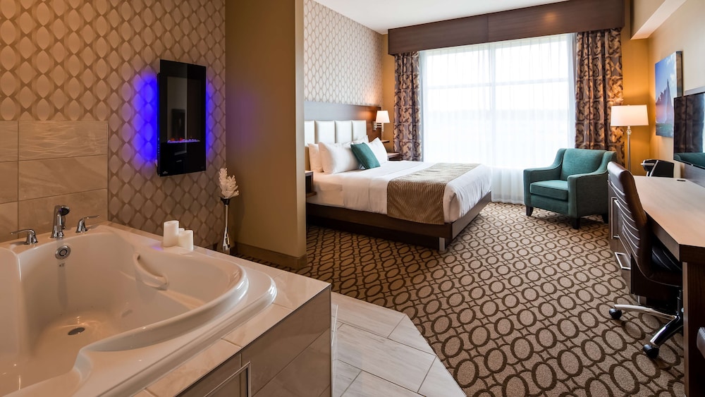 Suite, 1 King Bed, Non Smoking, Jetted Tub