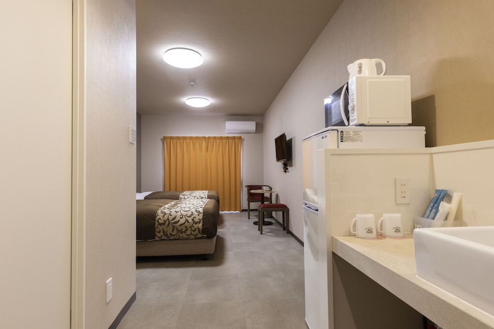 Basic Twin Room - Photo 5