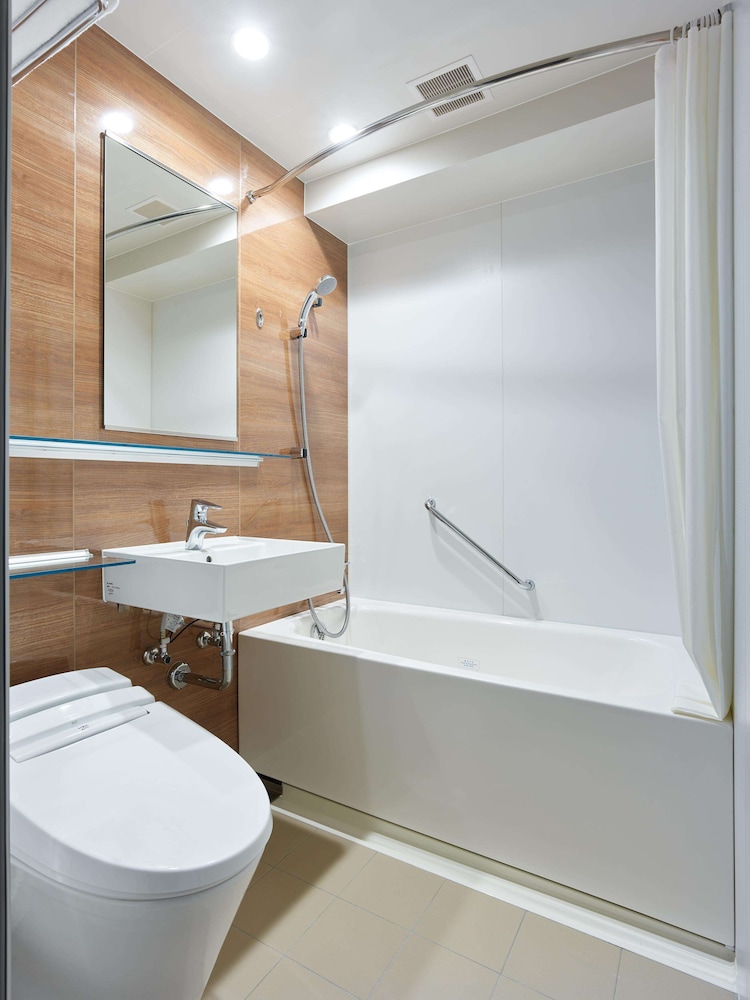Moderate Double Room, Non Smoking - Photo 6