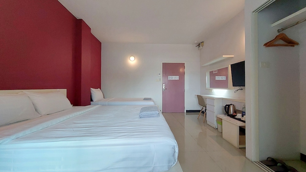 Triple Room - Photo 9