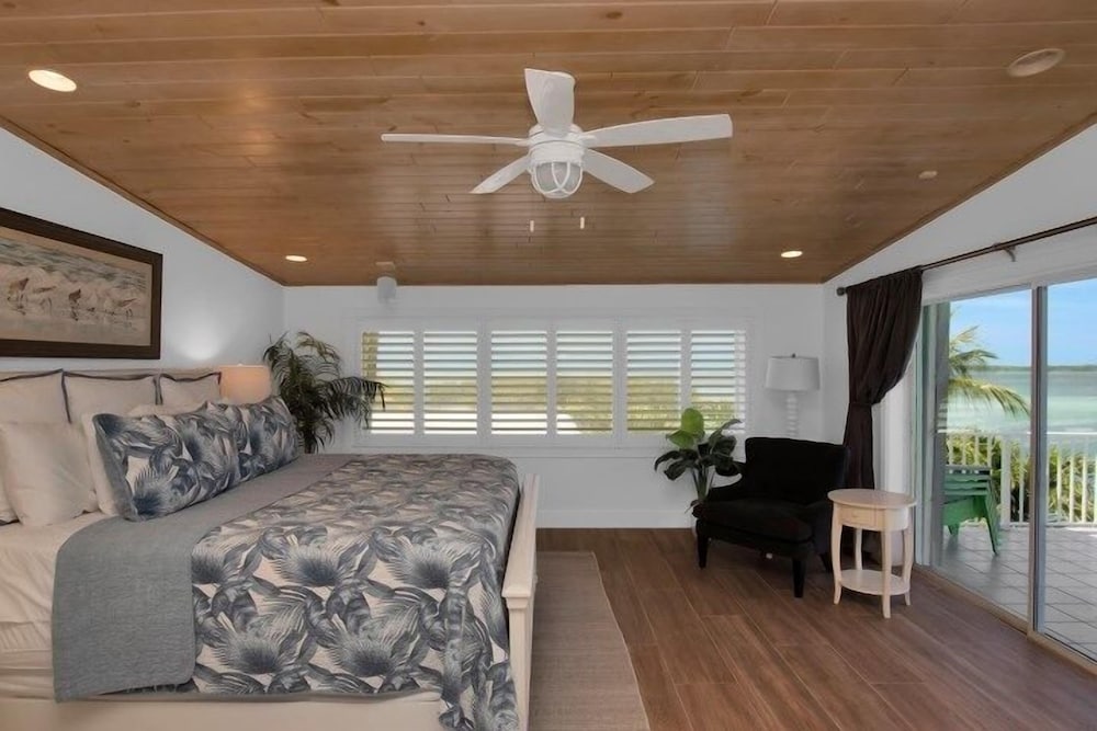 House, 4 Bedrooms photo 1