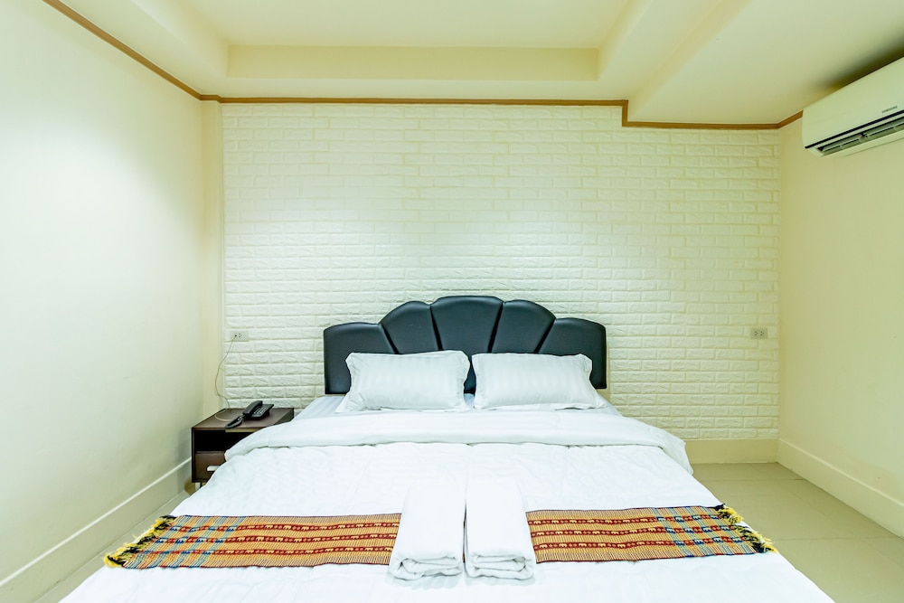 Standard Room photo 2