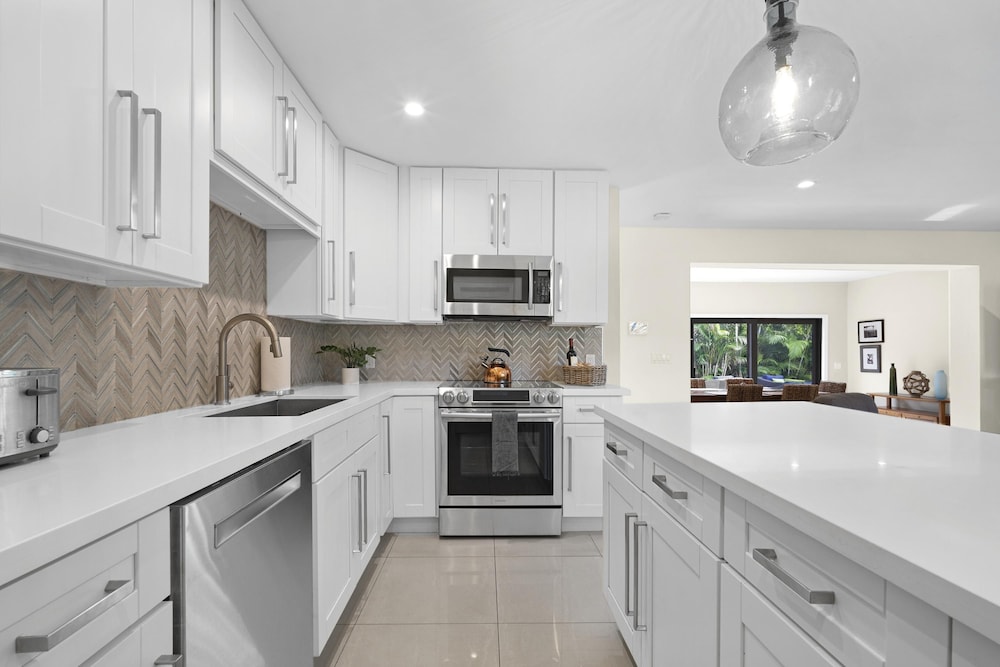 Relax in Luxury - 3 Bed 2 Bath Oasis With Pool, Foto 34