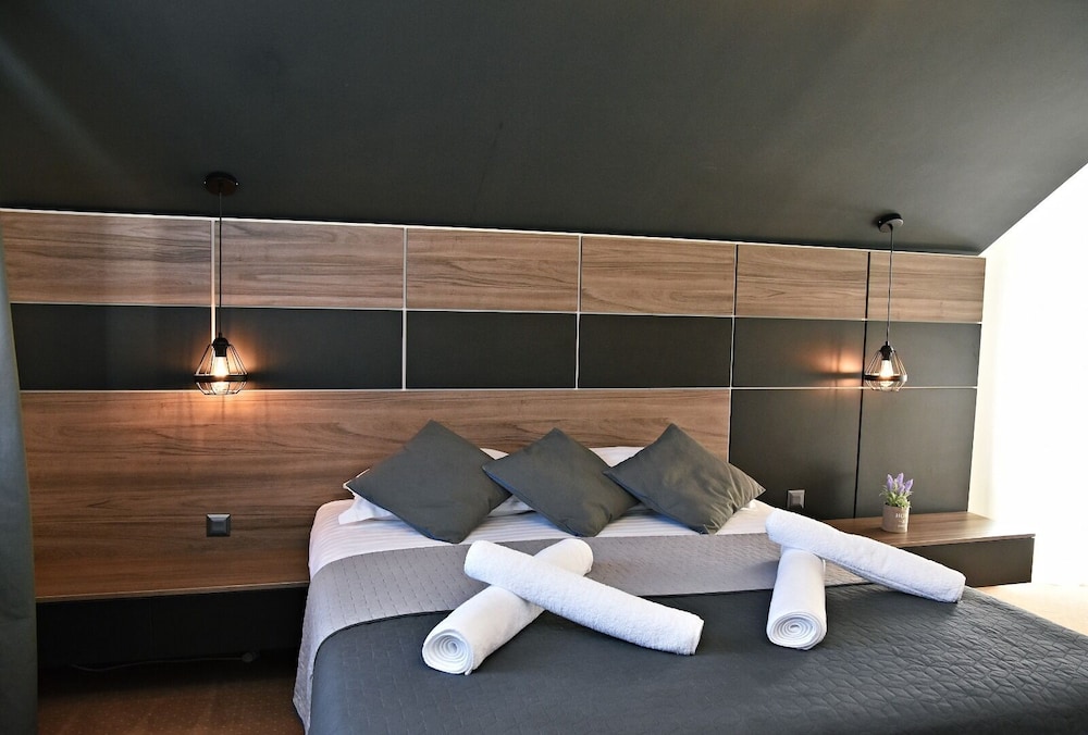 Deluxe Double Room, Terrace (Gray) photo 2