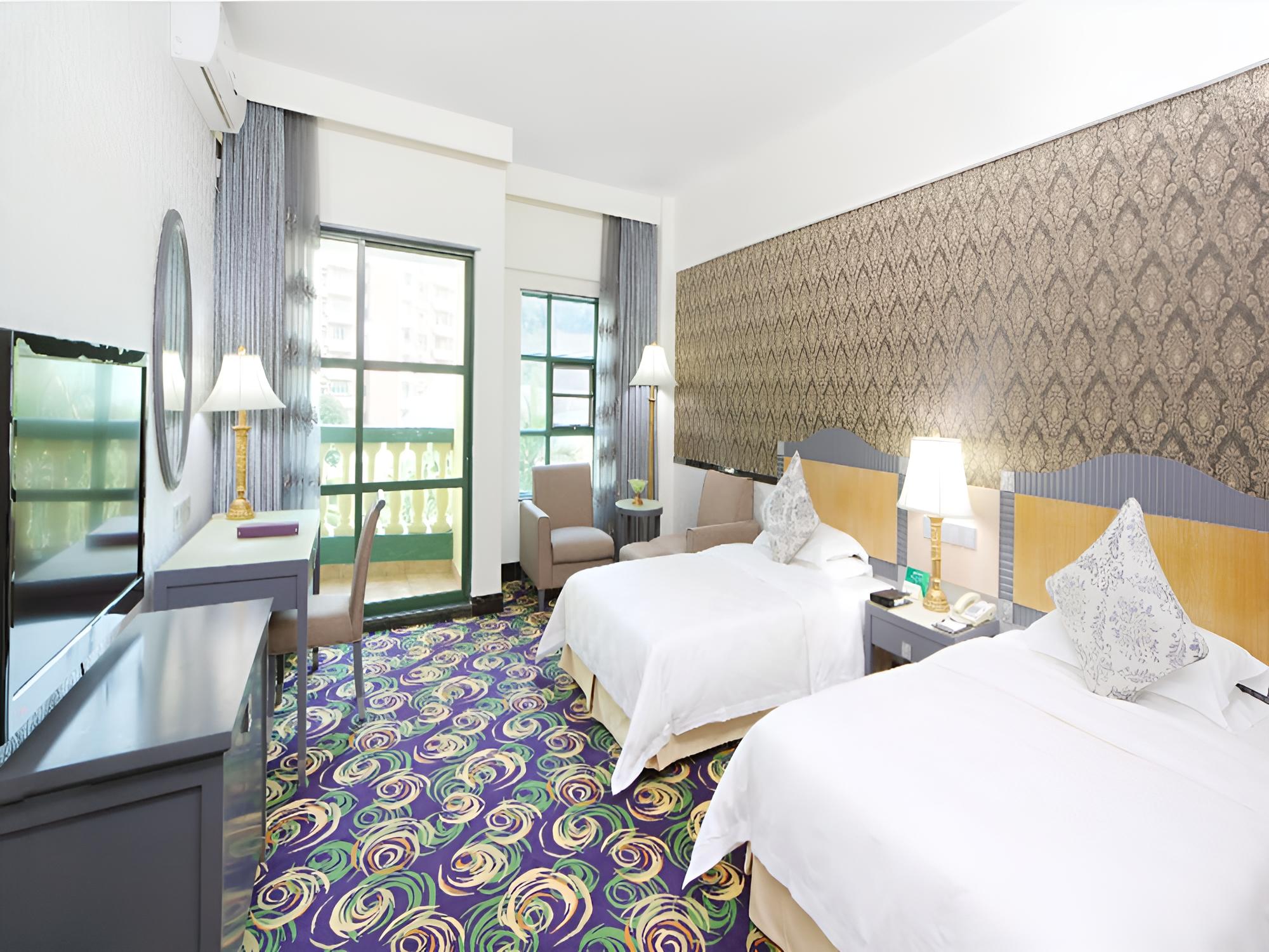 Deluxe Twin Room photo 2