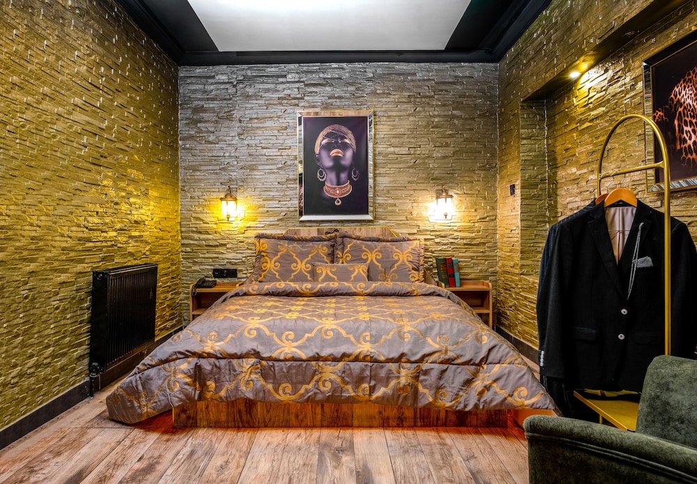 Luxury Room