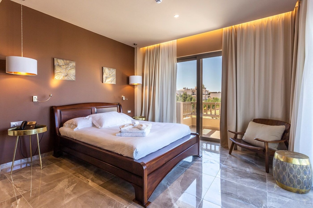 Deluxe Double Room - Photo 3