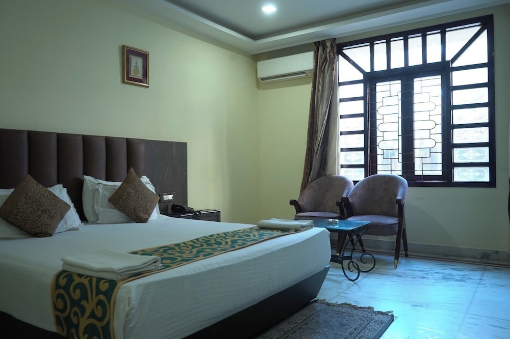 Executive Room photo 1