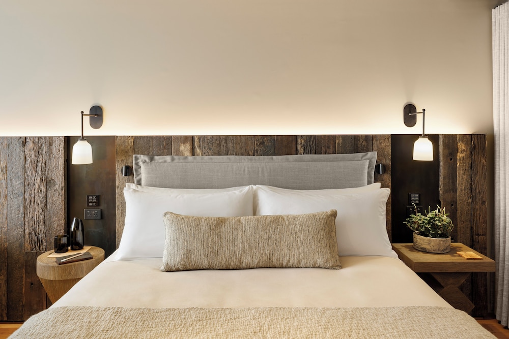 Parkhouse Suite
