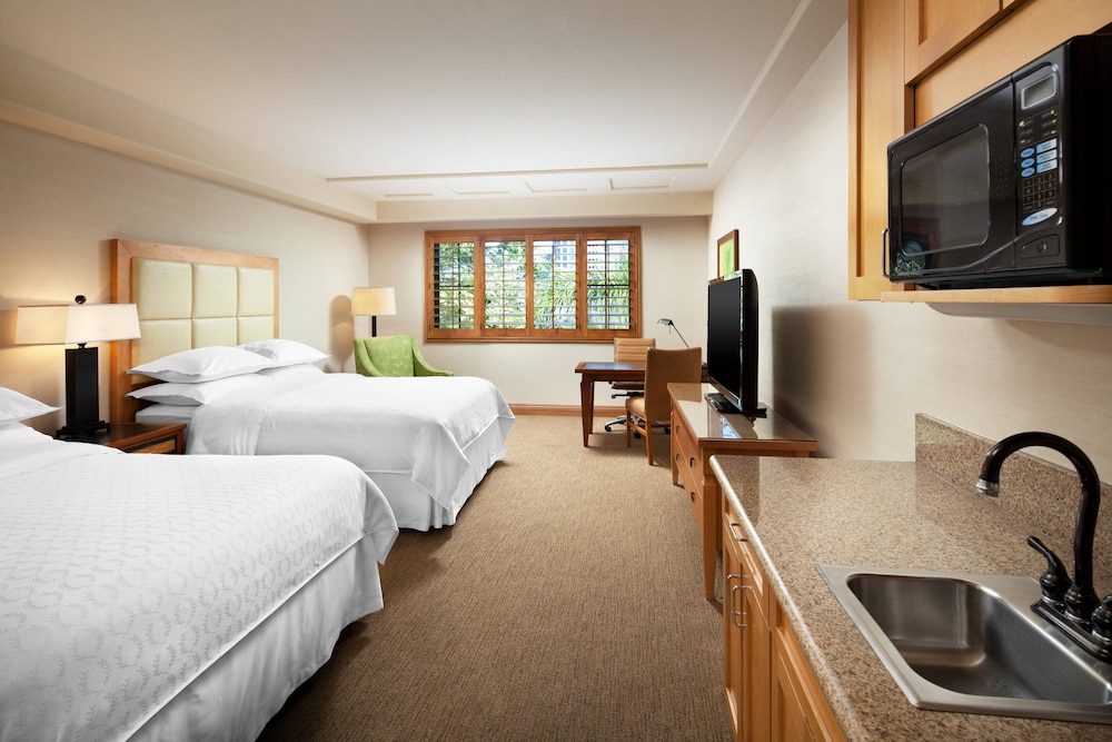 Room, 2 Queen Beds - Photo 2