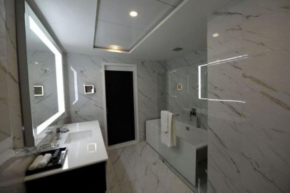Executive Double or Twin Room photo 2