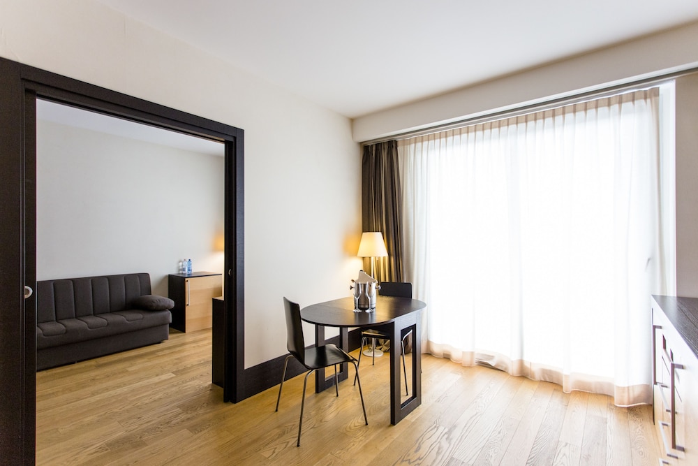 Standard Apartment - Photo 2