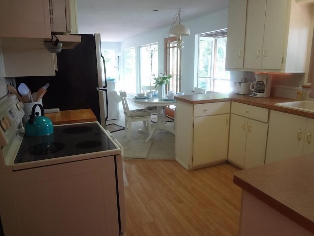 House, 2 Bedrooms, Sea View photo 2