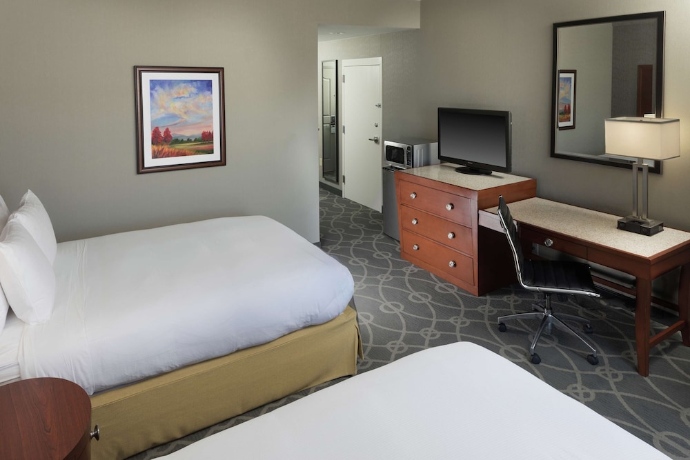 Premium Room, Accessible, Non Smoking - Photo 1