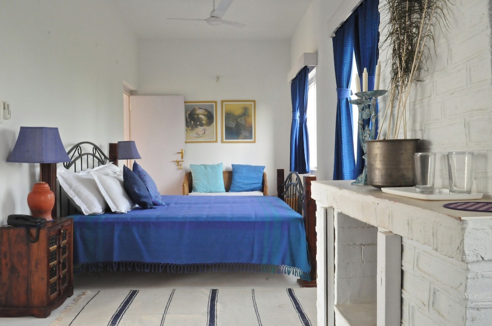 King Size Double Bed Room, Balcony, Garden View