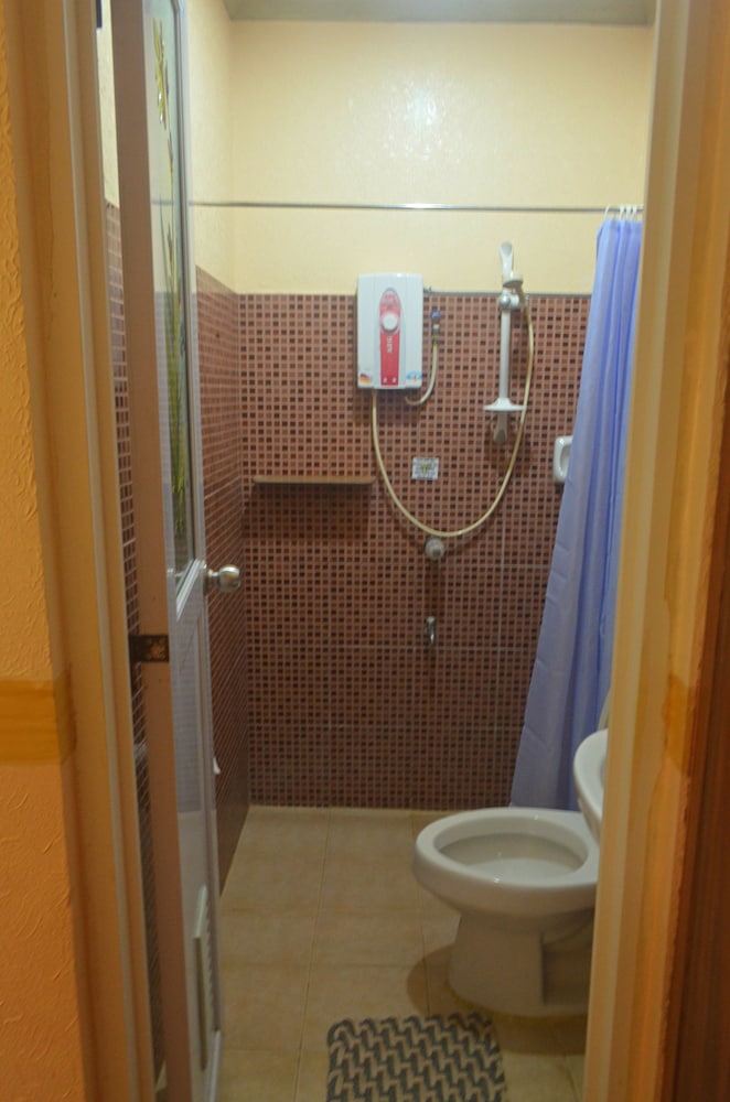 Premium Room, 1 Queen Bed photo 2