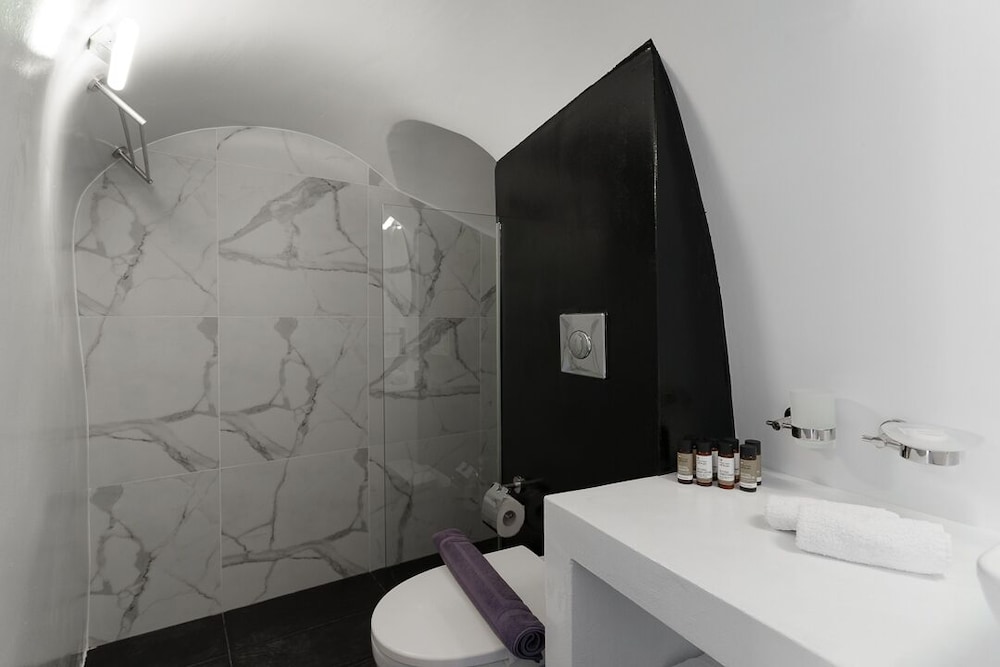 Studio (Caldera View) - Photo 4