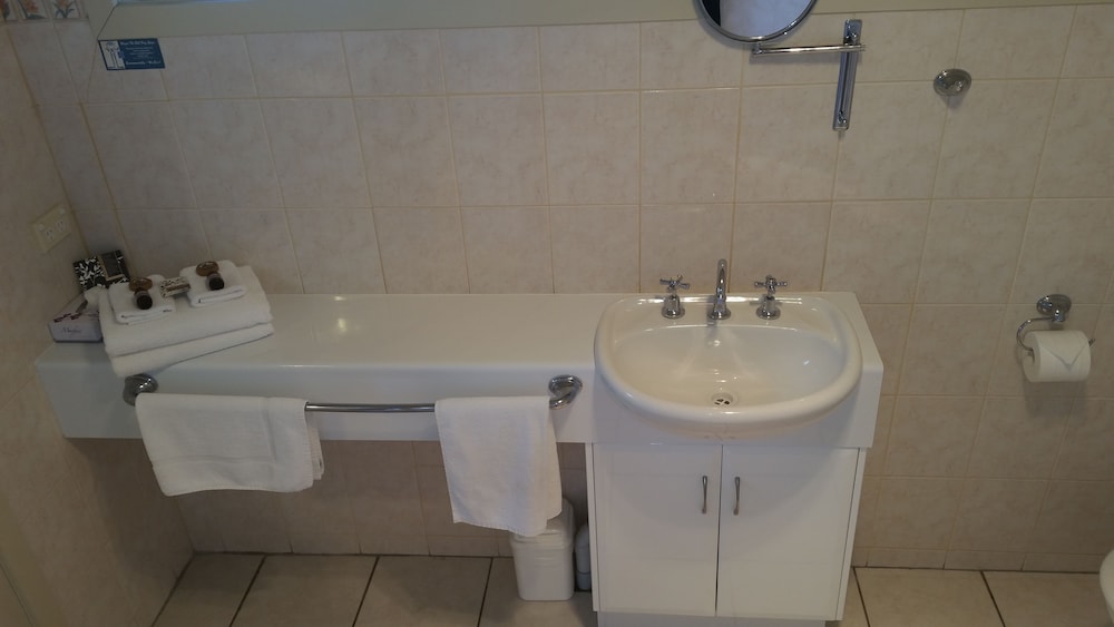 Double or Twin Room, Kitchenette photo 2