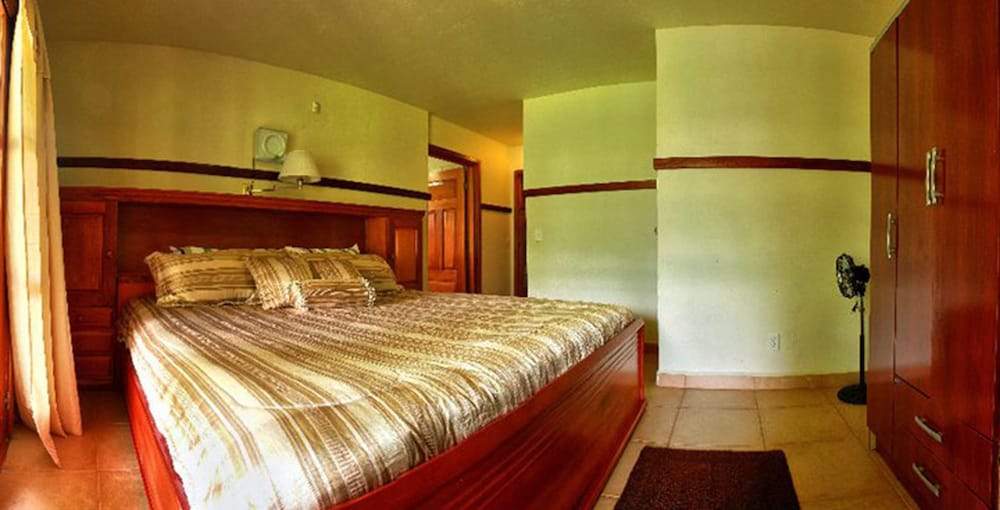 Classic Double Room, 1 Queen Bed, Non Smoking photo 1