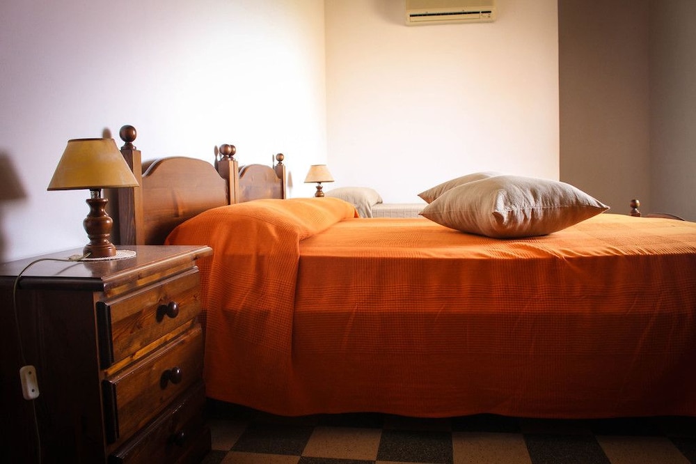 Basic Double Room