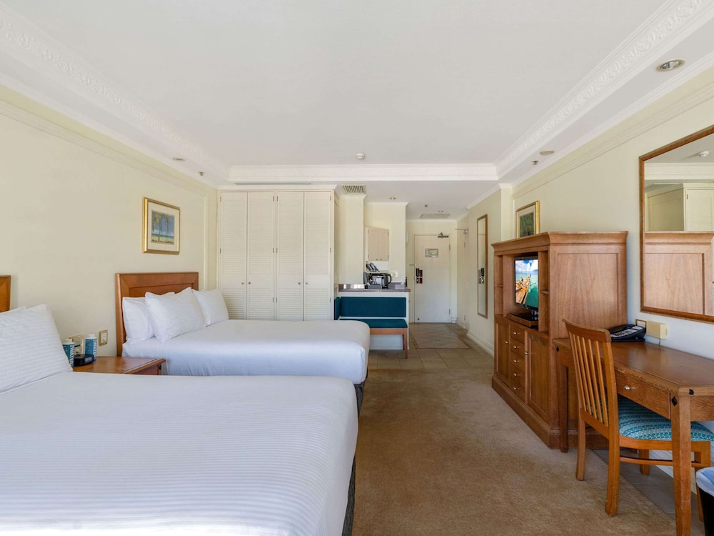 Classic Twin Room, 2 Double Beds, Harbor View