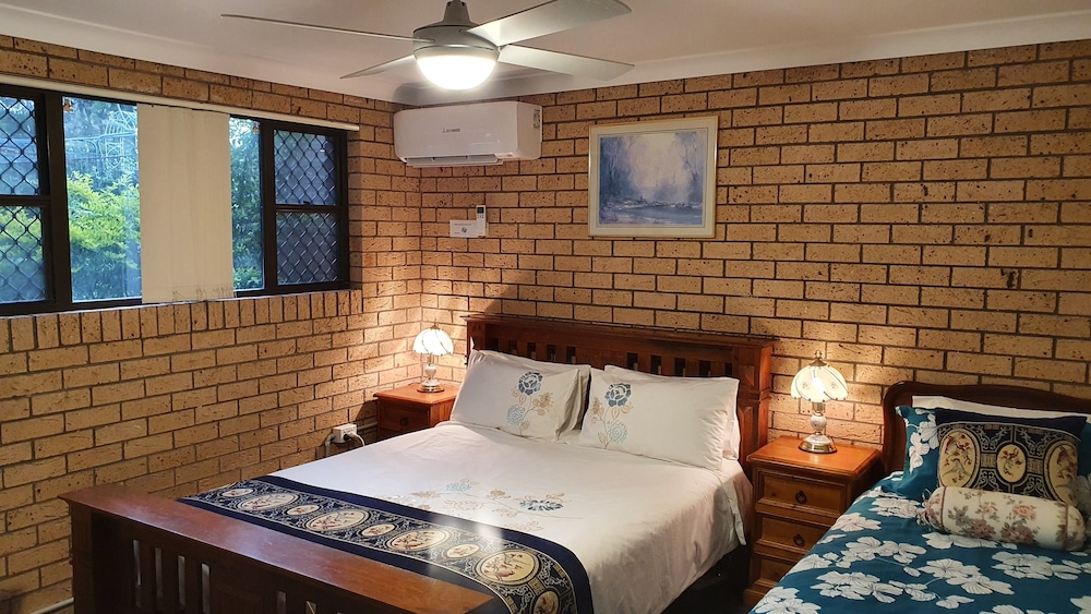 Deluxe Room, Multiple Beds, Non Smoking, Garden View photo 1