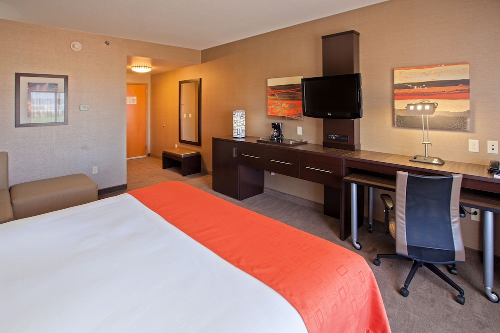 Standard Room, 1 King Bed, Accessible (Mobility) - Photo 2