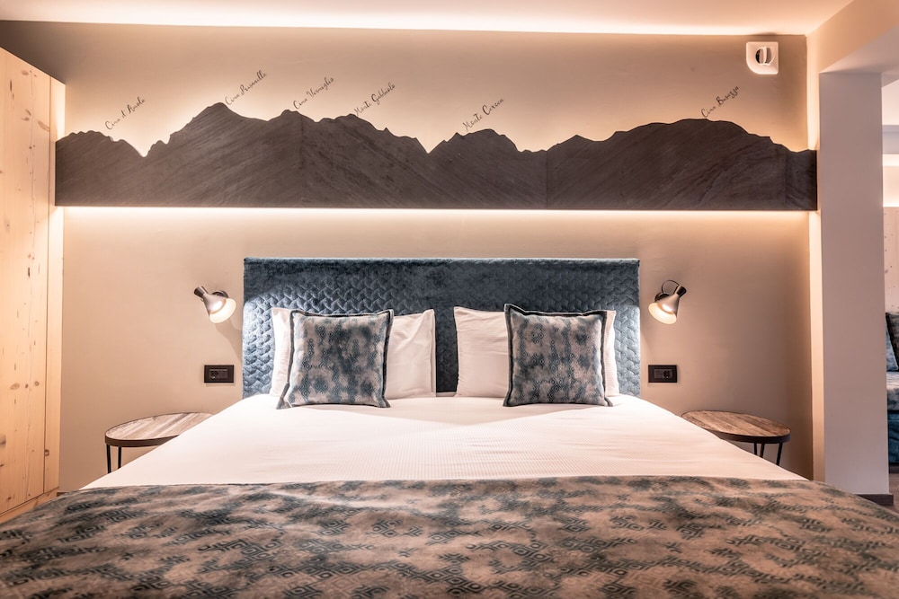 Design Double or Twin Room photo 3
