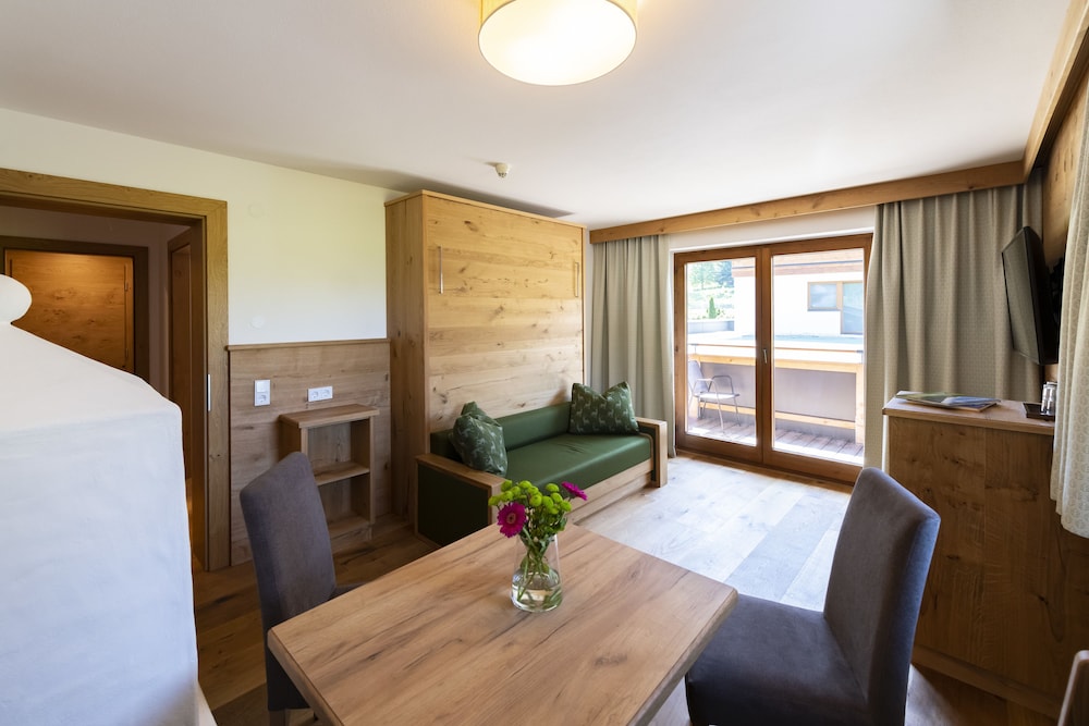 Family Suite, 1 Bedroom, Fireplace, Mountain View (Sonnenschein) photo 1