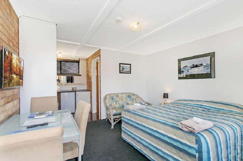 Queen Room photo 1