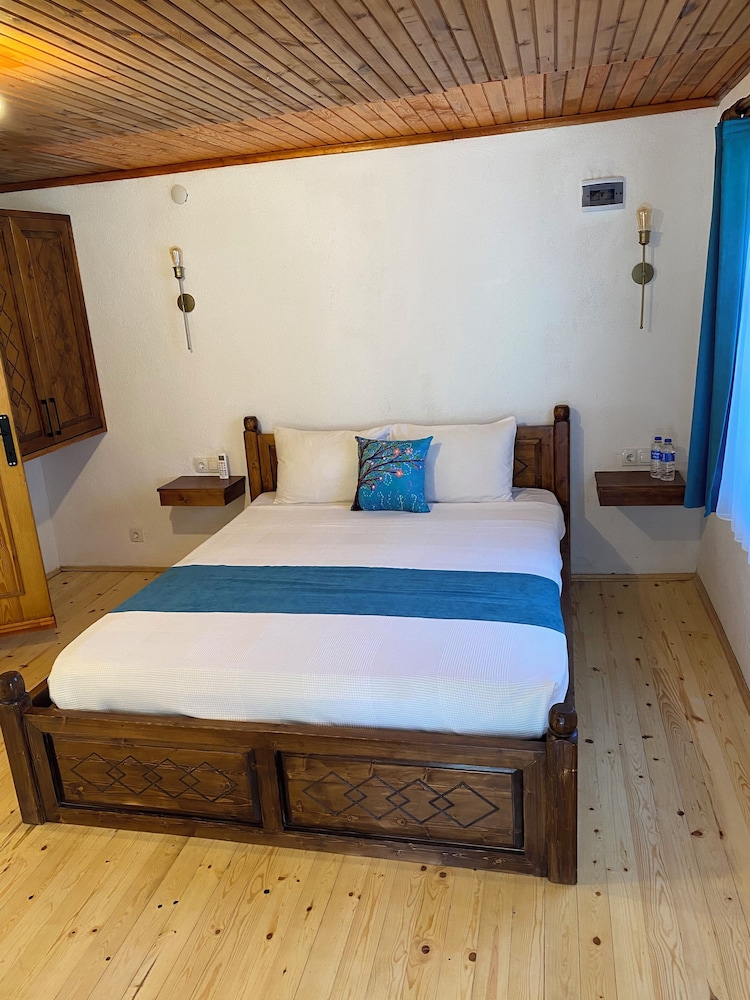 Family Quadruple Room photo 1