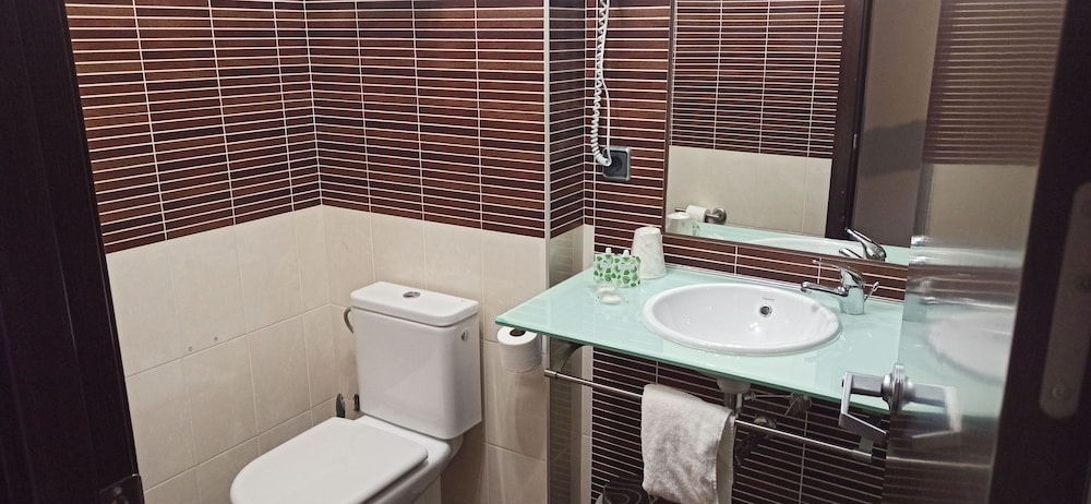 Basic Single Room, 1 Bedroom photo 2